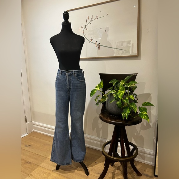 Levi’s jeans - 70s high flare - Picture 1 of 4